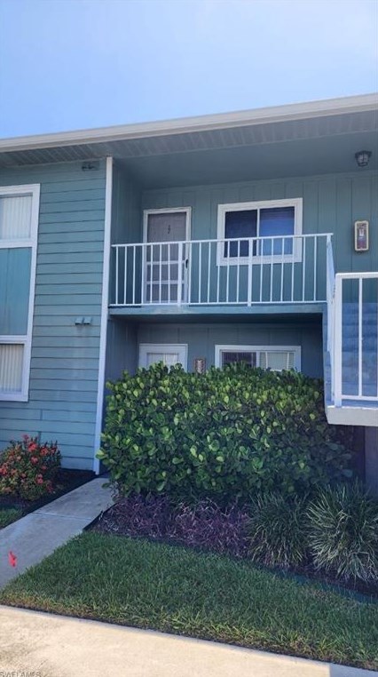 144 Cypress Way E #707, Naples, FL