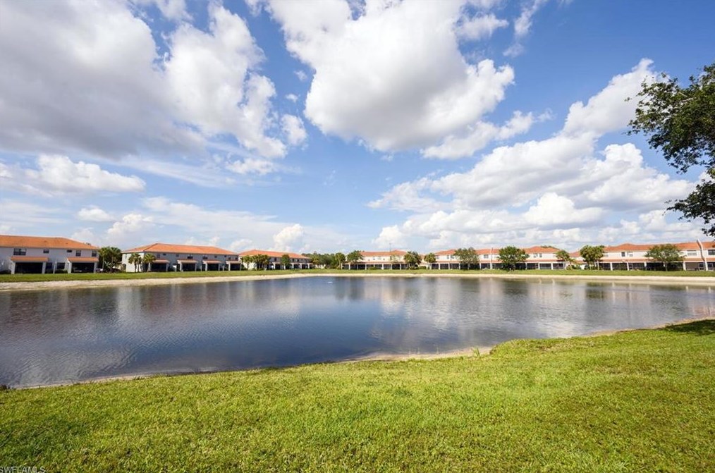15195 Summit Pl Cir #242, Naples, FL 34119