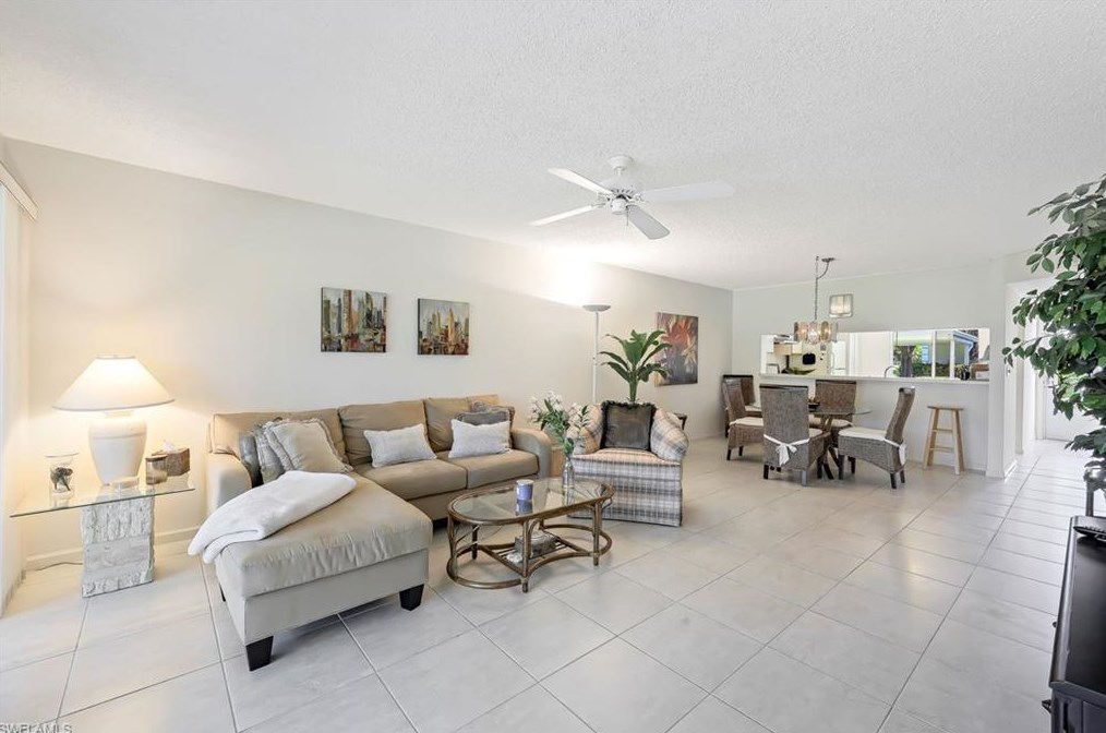 3695 Amberly Cir #e107, Naples, FL 34112