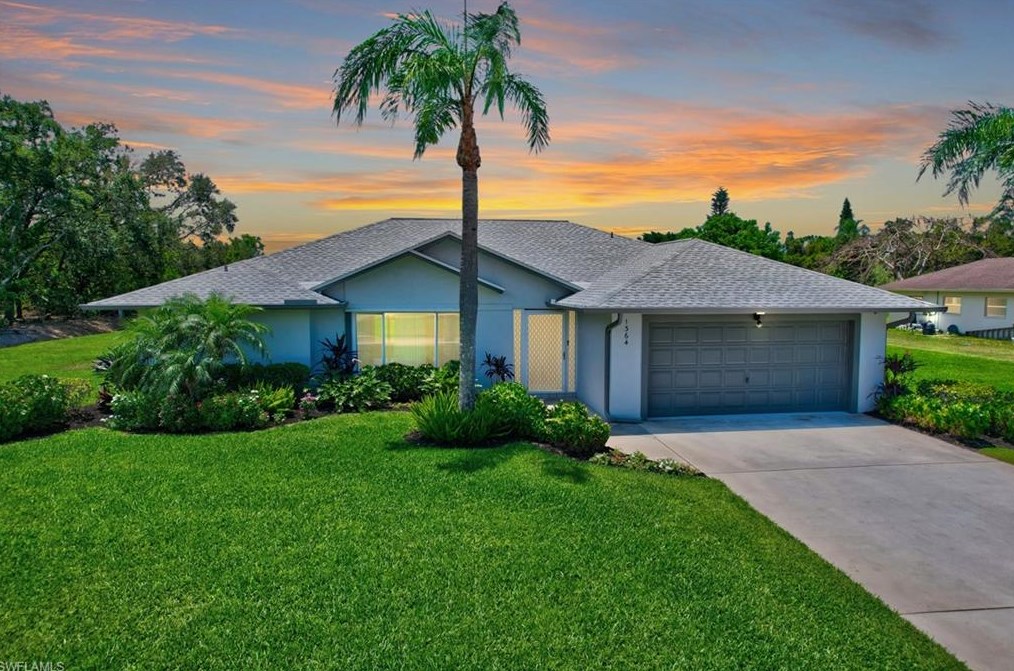 1364 Windswept Ave, Naples, FL 34109