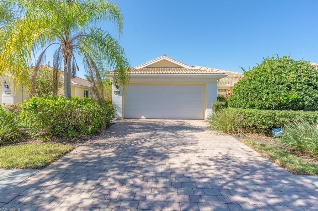 7251 Salerno Ct, Naples, FL 34114
