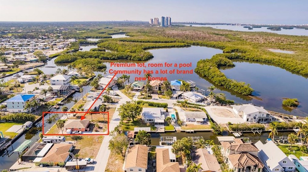 24564 Kingfish St, Bonita Springs, FL 34134