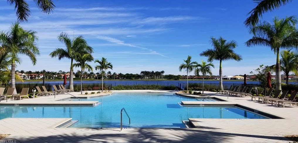 1622 Oceania Dr S #101, Naples, FL 34113