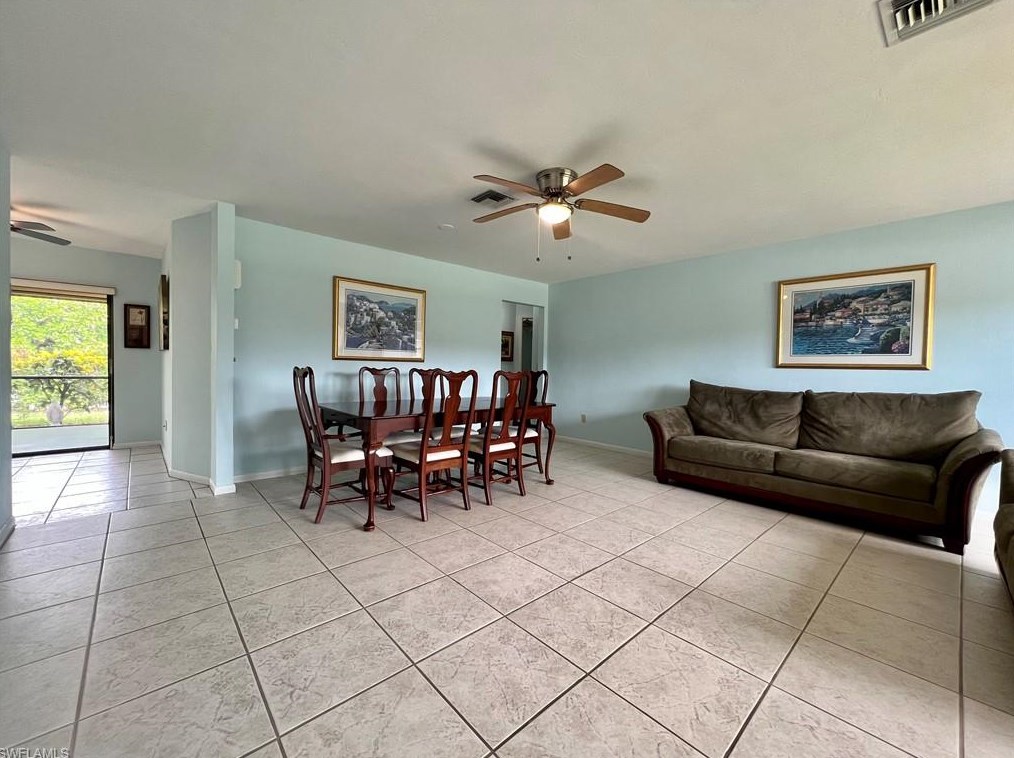 10020 8th St N, Naples, FL 34108