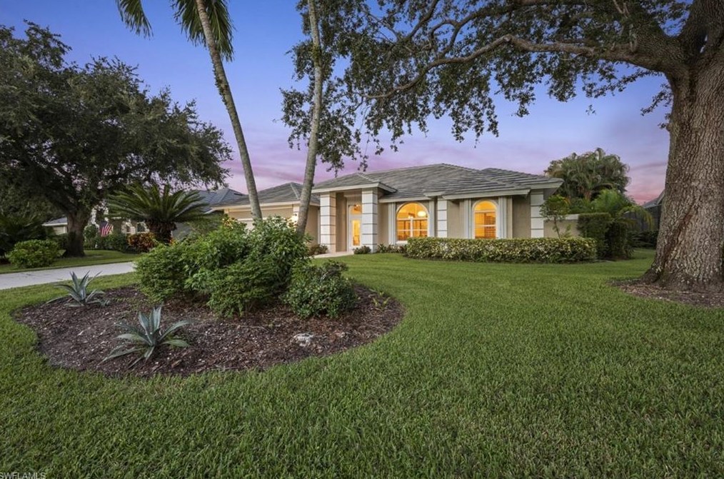11774 Longshore Way W, Naples, FL 34119