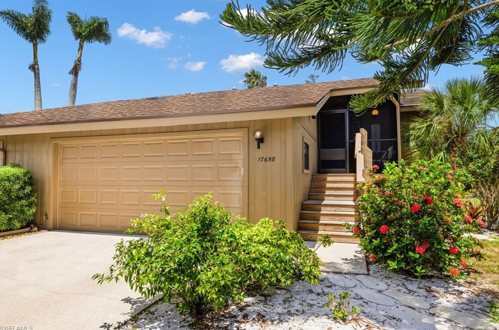 17658 Island Inlet Ct, Fort Myers FL  33908-6197 exterior