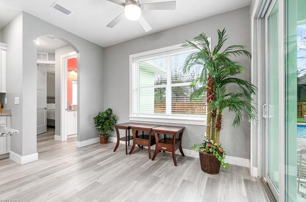 28124 Sunset Dr, Bonita Springs FL  34134-7503 exterior