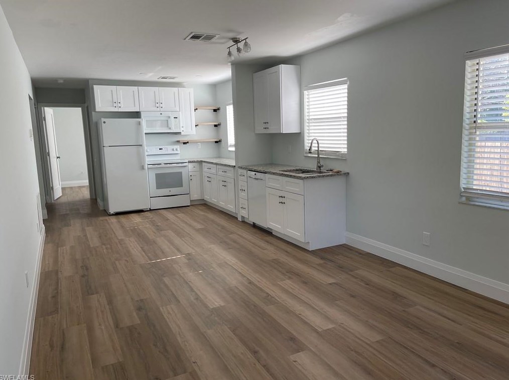 4422 Pine Lake Rd, Bonita Springs, FL 34134
