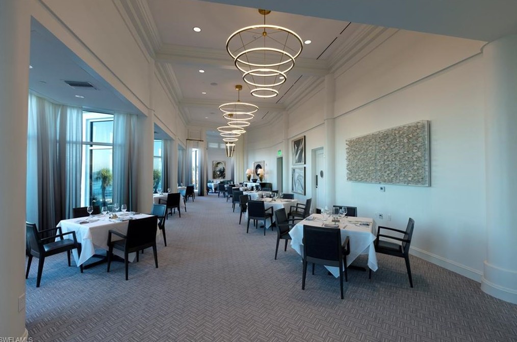 8473 Bay Colony Dr, Naples FL 34108-0706 exterior