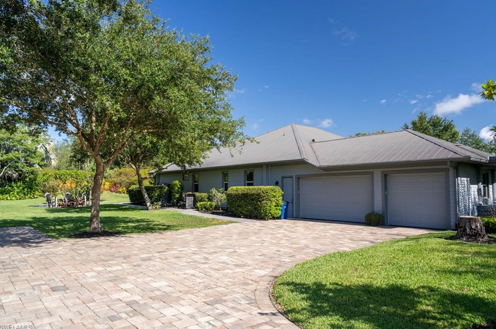 12030 Nokomis Ct, Fort Myers, FL 33905-8317