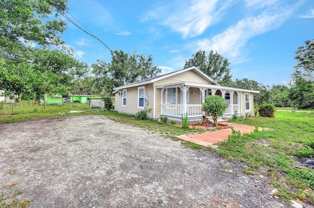 5169 Dalewood St, Punta Gorda, FL 33982