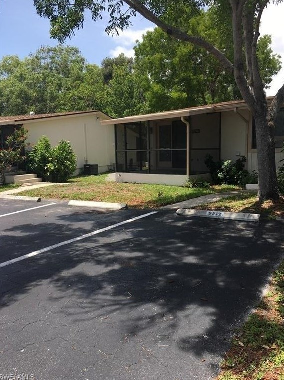 5214 Treetops Dr #i-b-3, Naples, FL 34113