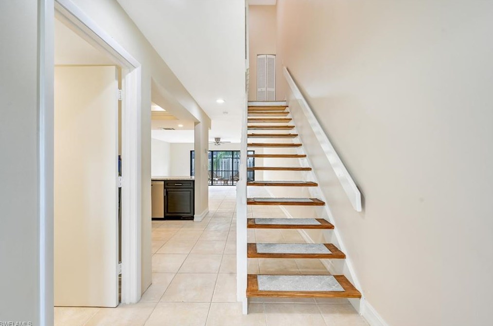 871 Meadowland Dr #12-4, Naples, FL