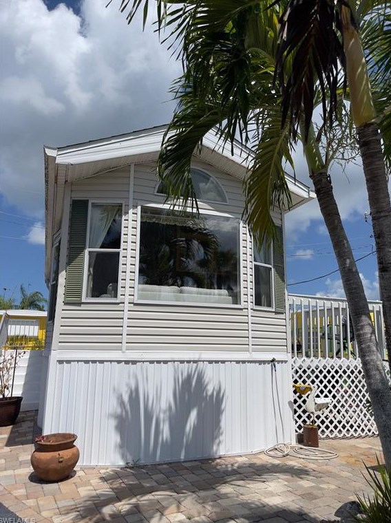 414 Papaya St #45, Goodland, FL 34140