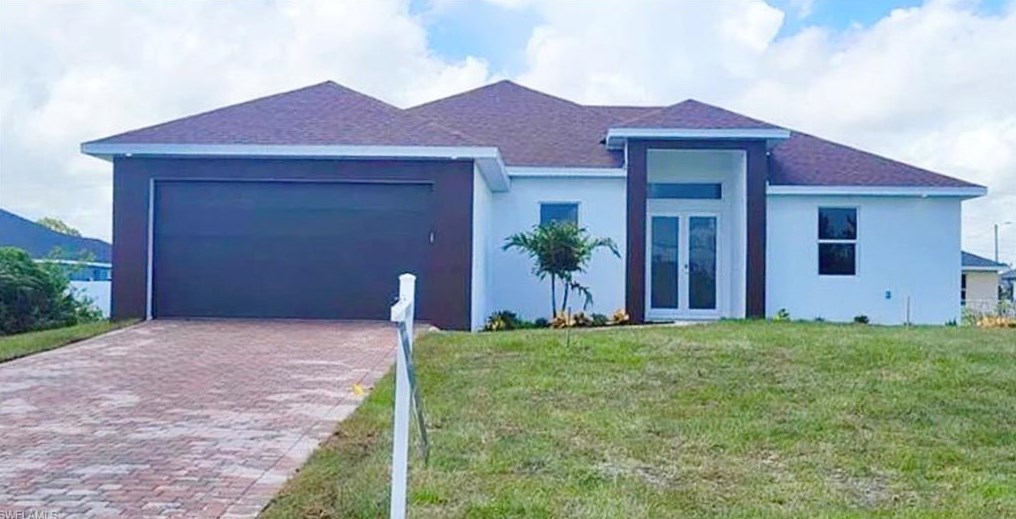 2233 1st St, Cape Coral, FL 33990-1402