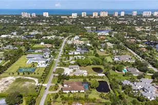 179 Mahogany Dr, Naples, FL 34108 - Photo 4