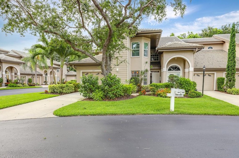 207 Via Perignon #2-1, Naples, FL 34119