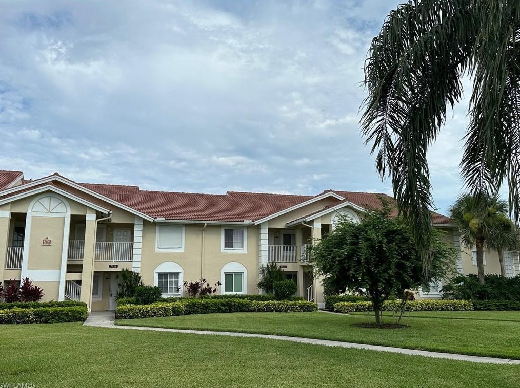 7736 Jewel Ln #w-204, Naples, FL 34109