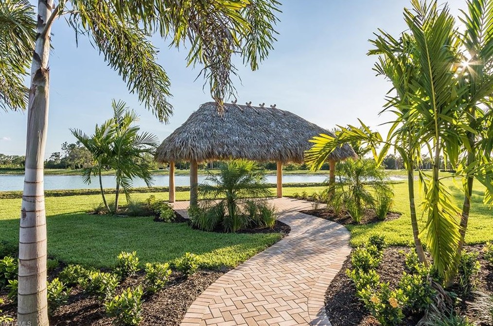 3848 Crosswater Dr, Fort Myers FL  33917 exterior