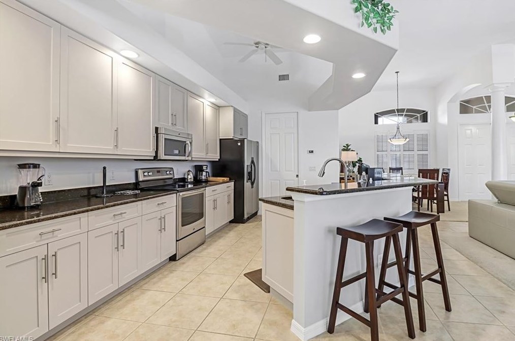 9851 El Greco Cir, Bonita Springs, FL 34135