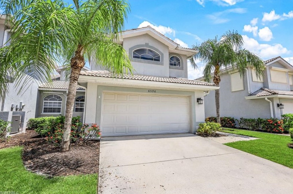 6596 Castlelawn Pl, Naples, FL 34113-1610