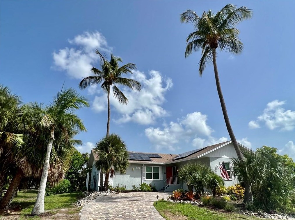 1350 Merrimac Ave, Marco Island, FL 34145