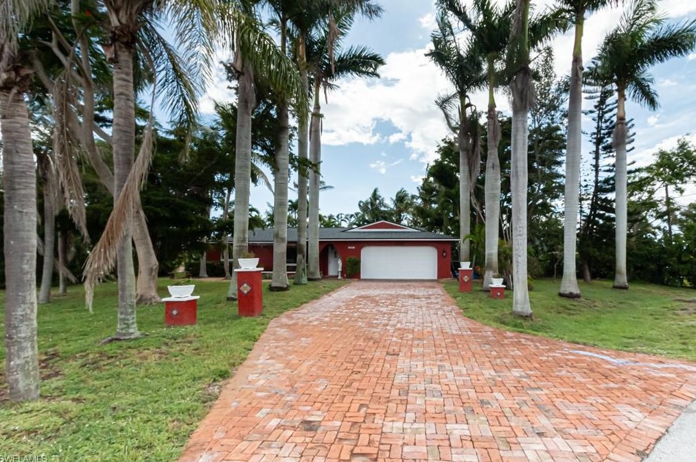 4250 Coronado Pkwy, Cape Coral, FL 33904-7314