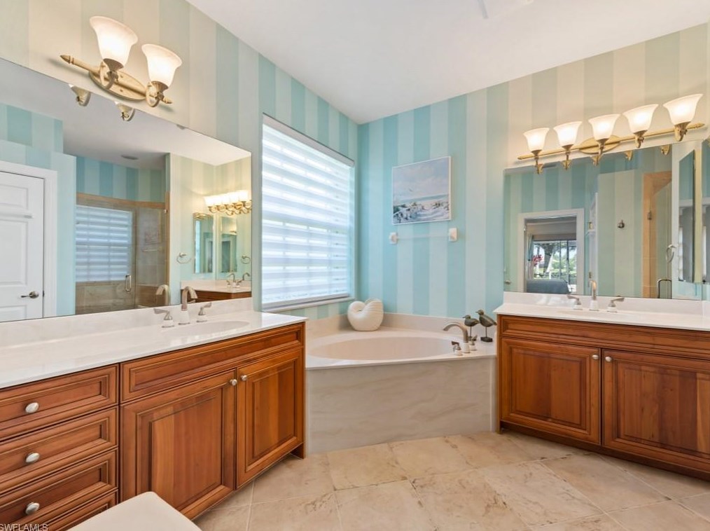 23624 Via Carino Ln, Bonita Springs FL  34135-8264 exterior