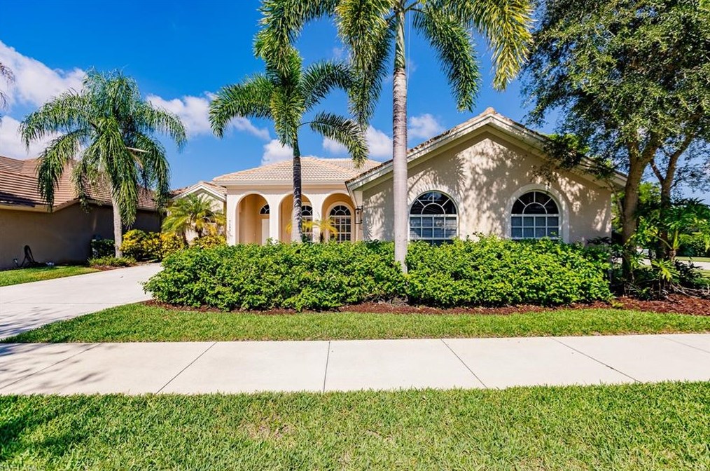 7103 Sugar Magnolia Cir, Naples, FL 34109