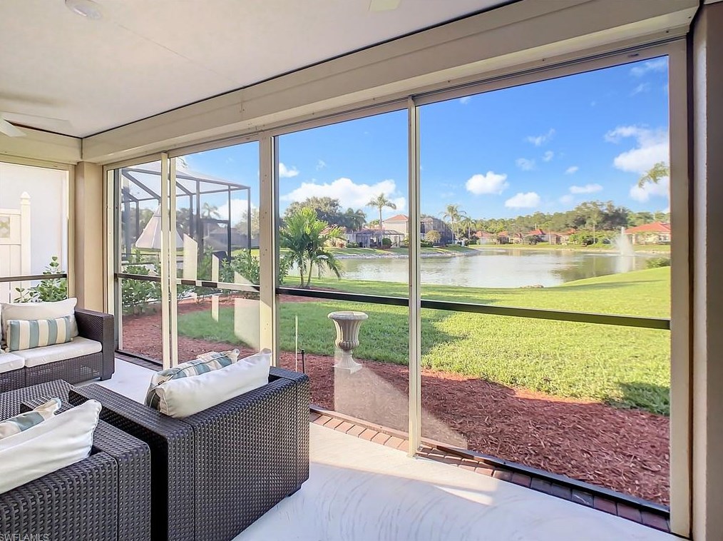 903 Fountain Run, Naples FL  34119-1356 exterior