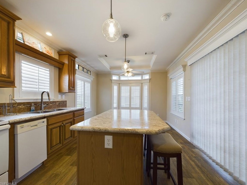11531 Dawn Cowrie Dr, Fort Myers, FL 33908-8233