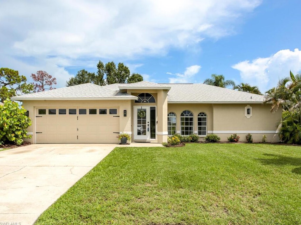 17130 Caloosa Trace Cir, Fort Myers, FL 33967-2566