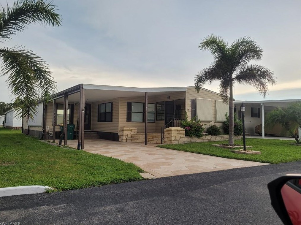 6 Amethyst Ave #6-a, Naples, FL 34114