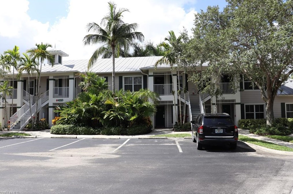 7870 Mahogany Run Ln #1724, Naples, FL 34113