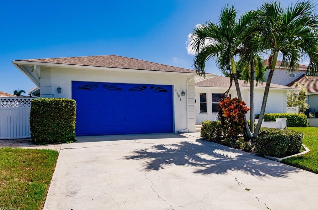 1101 Strawberry Ct, Marco Island, FL 34145