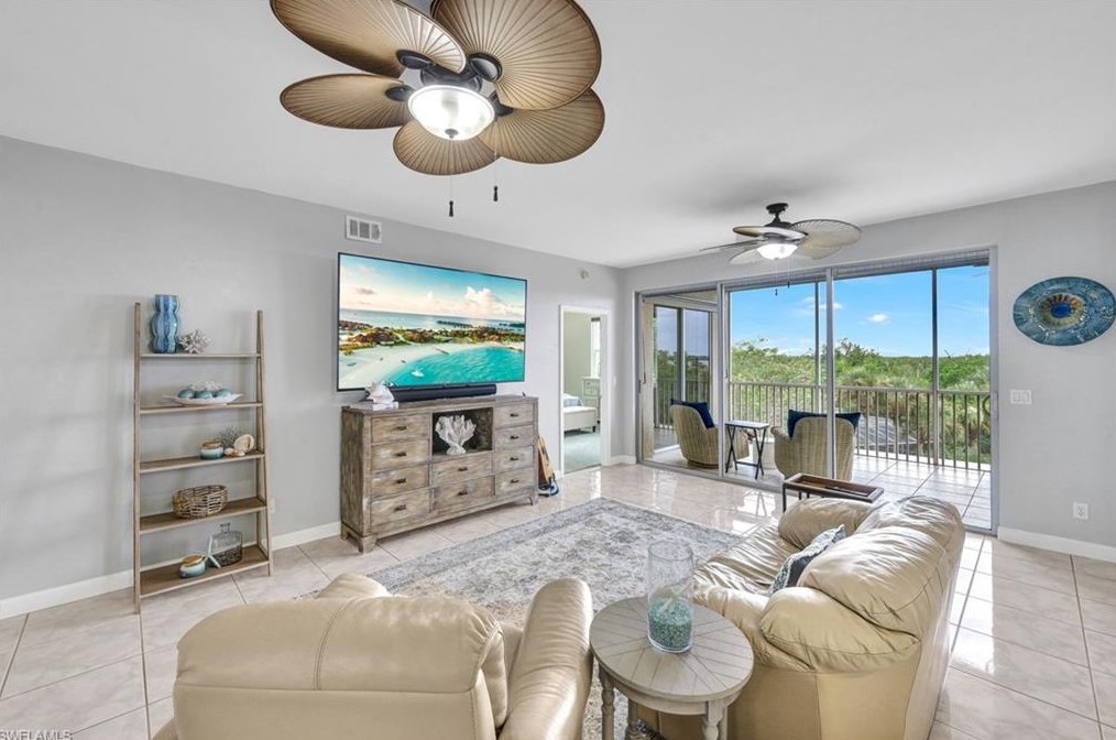 201 Vintage Bay Dr #b-8, Marco Island, FL 34145