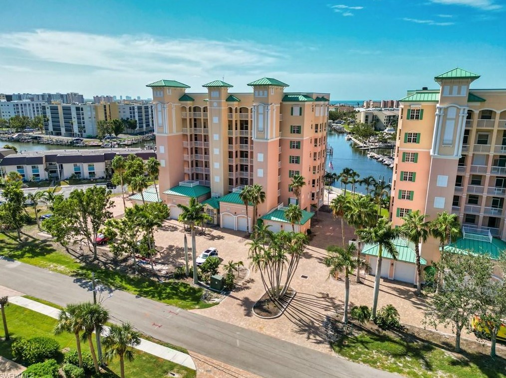 170 Lenell Rd #402, Fort Myers Beach, FL 33931