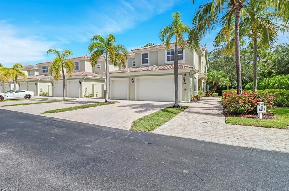 1425 Mariposa Cir #13103, Naples, FL 13103