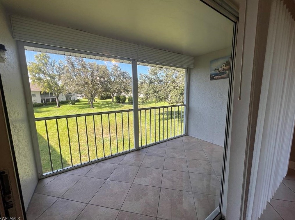 1392 Churchill Cir #o-201, Naples, FL 34116