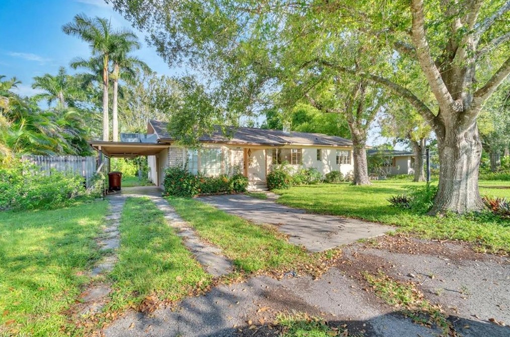 2535 Cortez Blvd, Fort Myers, FL 33901-4917