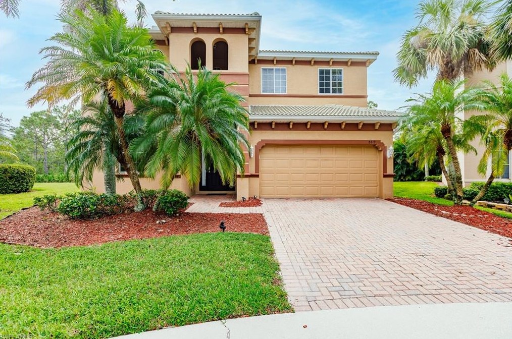 8719 Pegasus Dr, Lehigh Acres, FL 33971