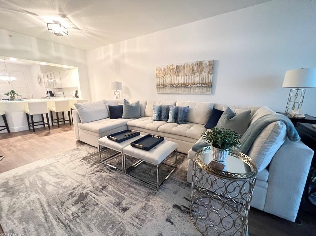 2230 Chesterbrook Ct #5-102, Naples, FL 34109