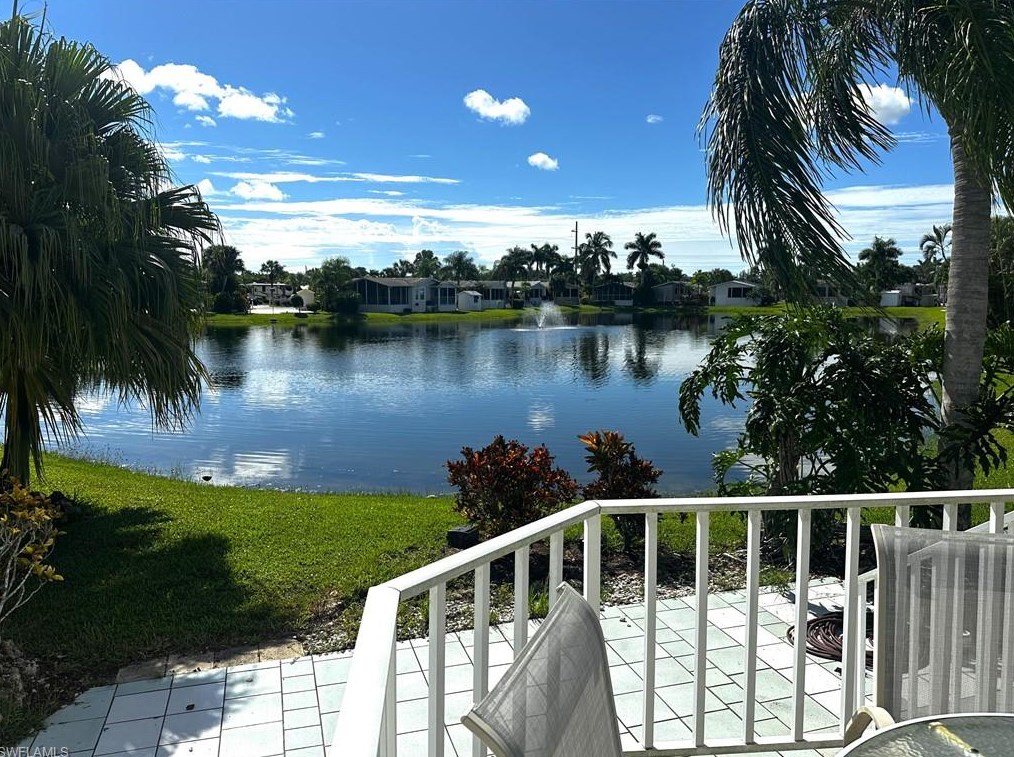 1003 Diamond Lake Cir, Naples, FL 34114