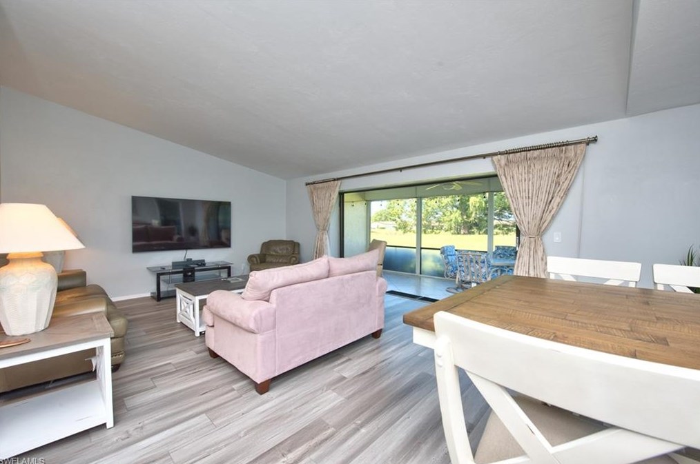 150 Round Key Cir #g-15, Naples, FL 34112