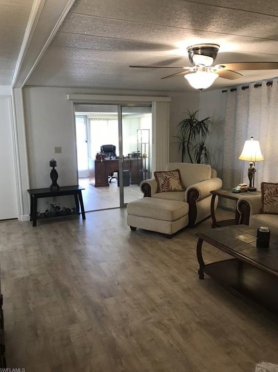 462 Jacaramba Ct, Fort Myers FL  33917-7406 exterior