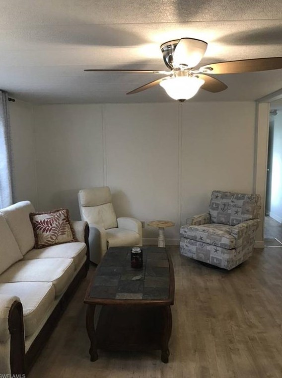 462 Jacaramba Ct, Fort Myers FL  33917-7406 exterior