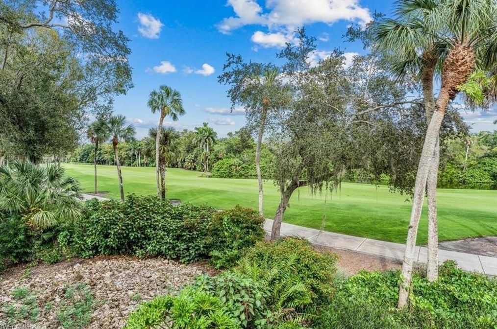 107 Clubhouse Dr #258, Naples, FL 34105