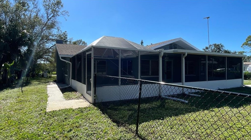 5247 Swaying Palm Dr, Punta Gorda FL  33982-9655 exterior