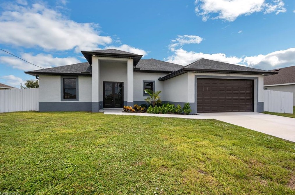 1304 Hibiscus Ave, Lehigh Acres, FL 33972