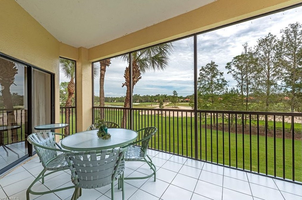 230 Vintage Cir #a-204, Naples, FL 34119